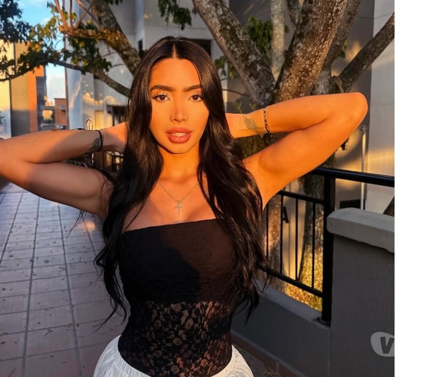 Escorts East London Redbridge - Photos for bright and beautiful latina