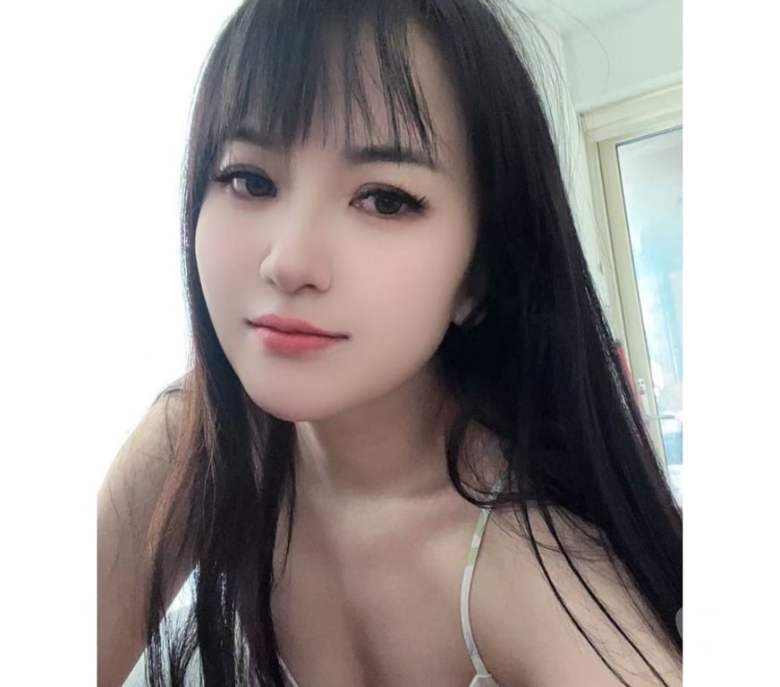 Escorts Hampshire Southampton - Photos for SO14 Oriental Sugar here for a week *real photo*