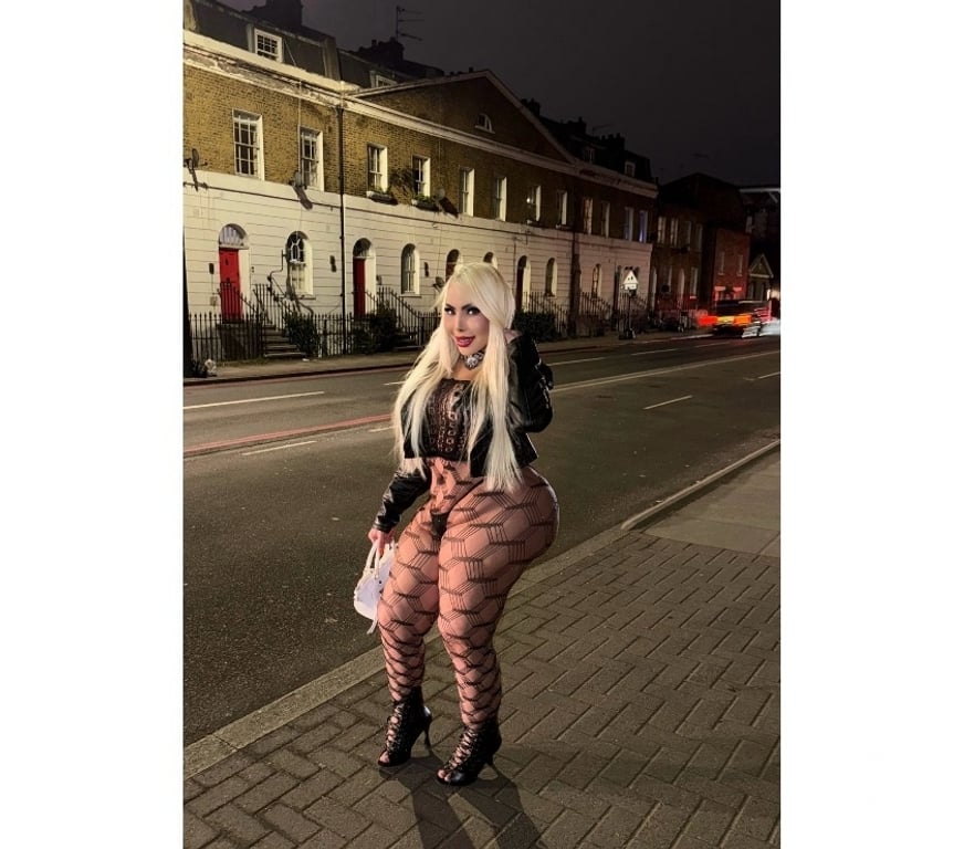 Escorts North London Seven Sisters - North London - Photos for HOT TS Surya Star Brasil! NAUGHTY BRAZILIAN!! BEST SERVICE!
