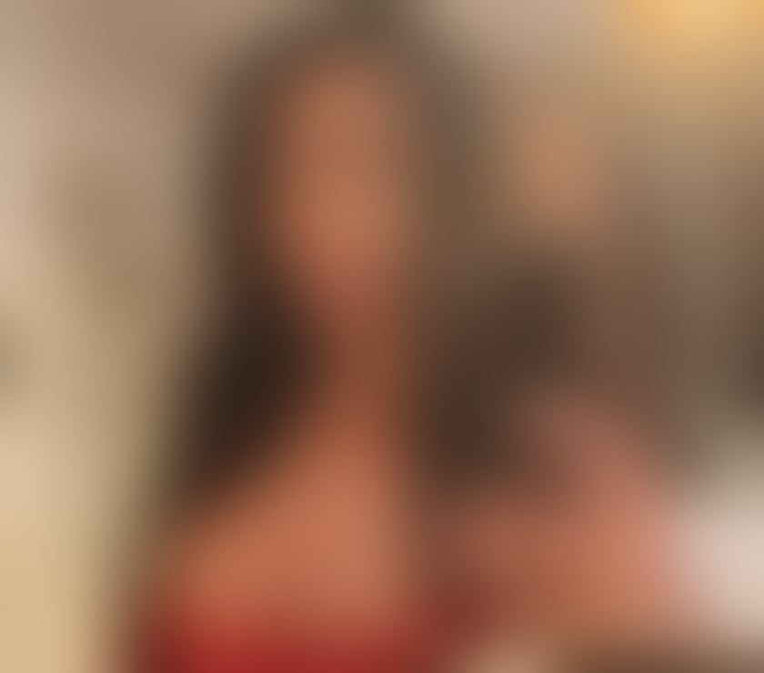 Escort Newry Newry, Mourne and Down - Photos for First time in newry sweets Italo .mature woman