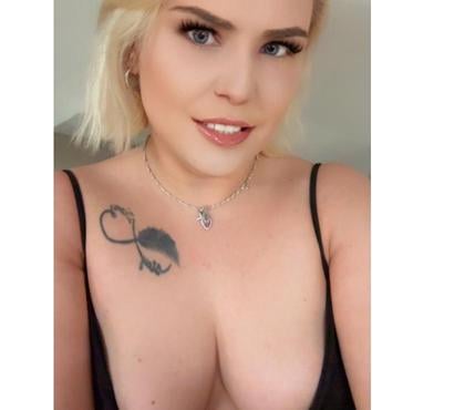 Escort Stevenage Town Centre Stevenage - Photos for Blonde English Essex party girl -incall & outcall