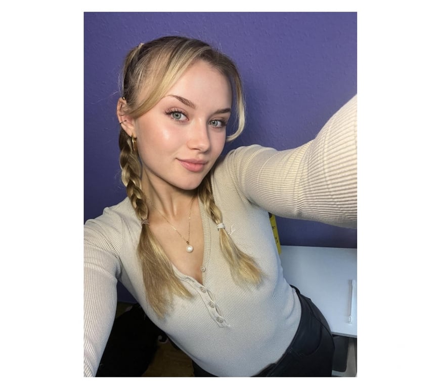 Adult Entertainment West Midlands Dudley - Photos for Live Verification Video call x Whatsapp sexting Facetime LEG