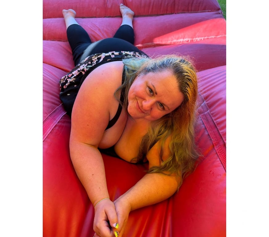 Escorts Gloucestershire South Gloucestershire - Photos for Sadie Martins - British, slutty & sensual SSBBW BBW