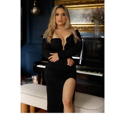 Escort Swindon Town Centre Swindon - Photos for Sexy Blondina A levels Brazilian