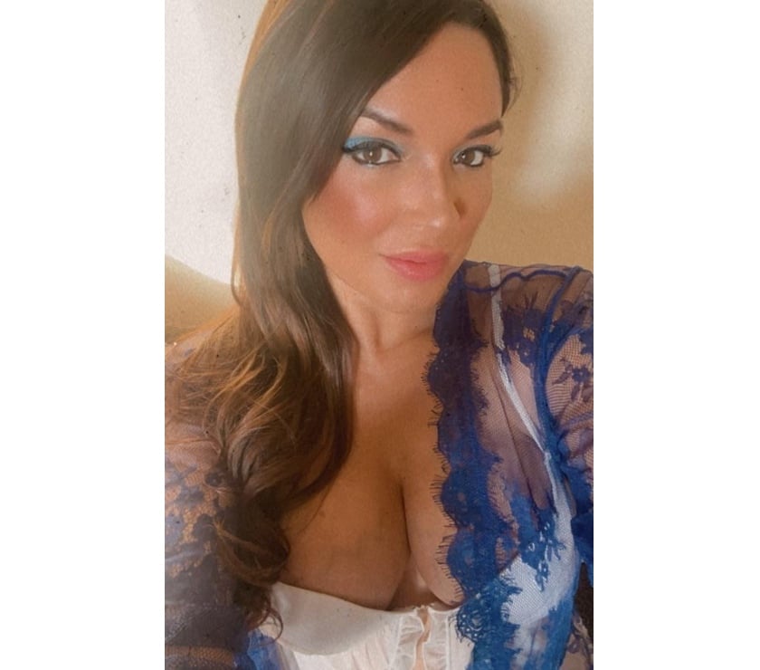 Escorts Birkenhead Wirral - Photos for Cora lovely 🥰