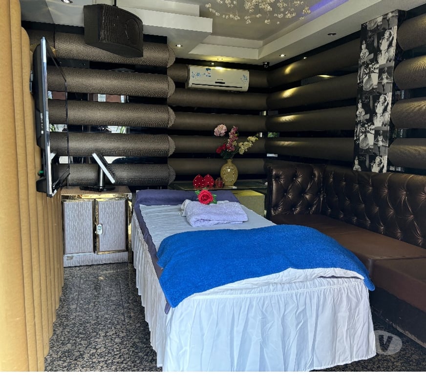 Escorts West Yorkshire Kirklees - Photos for Chinese original massage