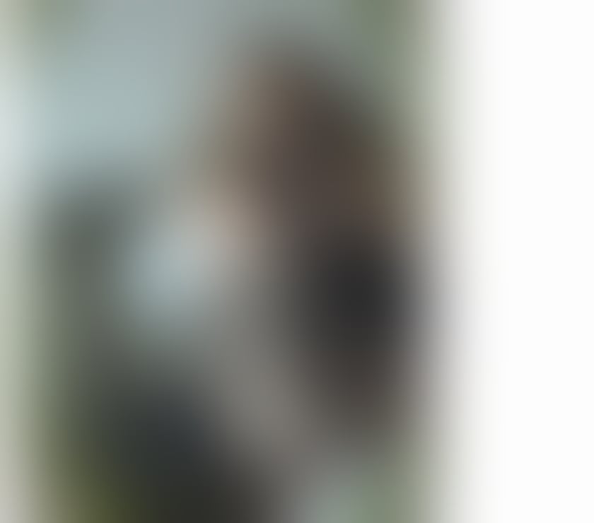 Escorts South East London Norwood Junction Station - South East London - Photos for American BBW Busty Bella!