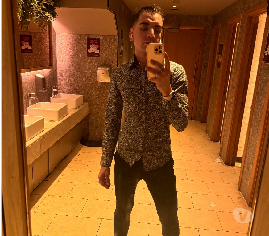 Gay massage North London Seven Sisters Station - North London - Photos for Brazilian XXXL Available