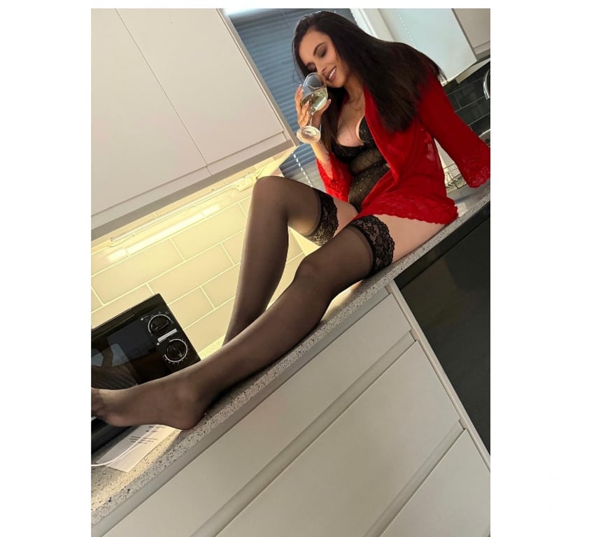 Escorts Reading Reading Town Centre - Reading - Photos for Naughty Hungarian Party student👄❤️💋🇮🇹