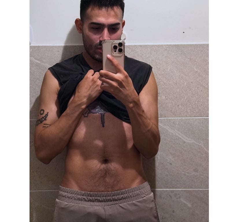 Gay massage Essex Thurrock - Essex - Photos for Camilo available 24 hours
