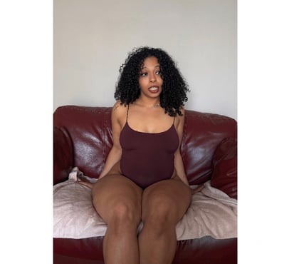 Escorts and Massages Mile End Station East London - Photos for CURVY CANDY BIG BOOTY