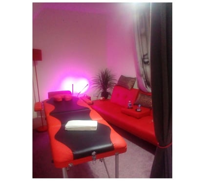 Escorts Hull City Centre Hull - Photos for HULL OLD town ● OIL BODY MASSAGE+ ● SLUTY tranny LiLLY