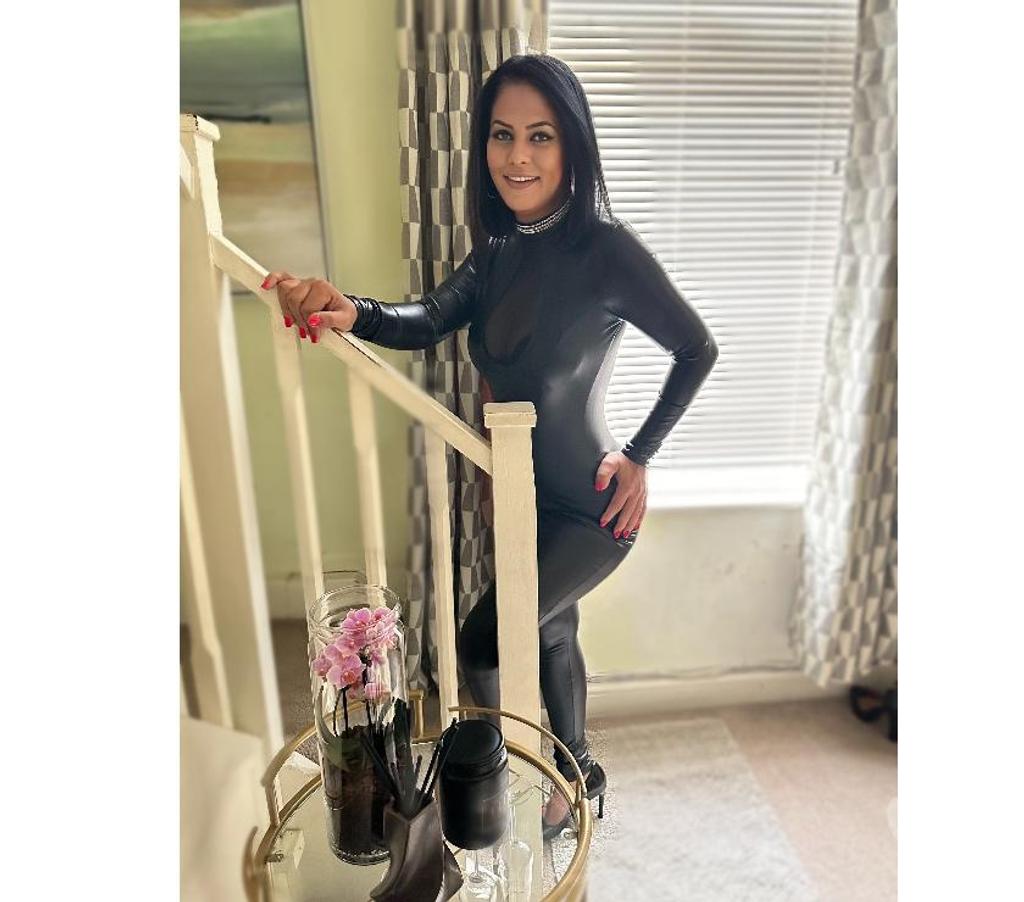 Escorts Oxfordshire South Oxfordshire - Photos for 🔥CLARA PARTY GIRL BRAZILIAN IN THAME🔥