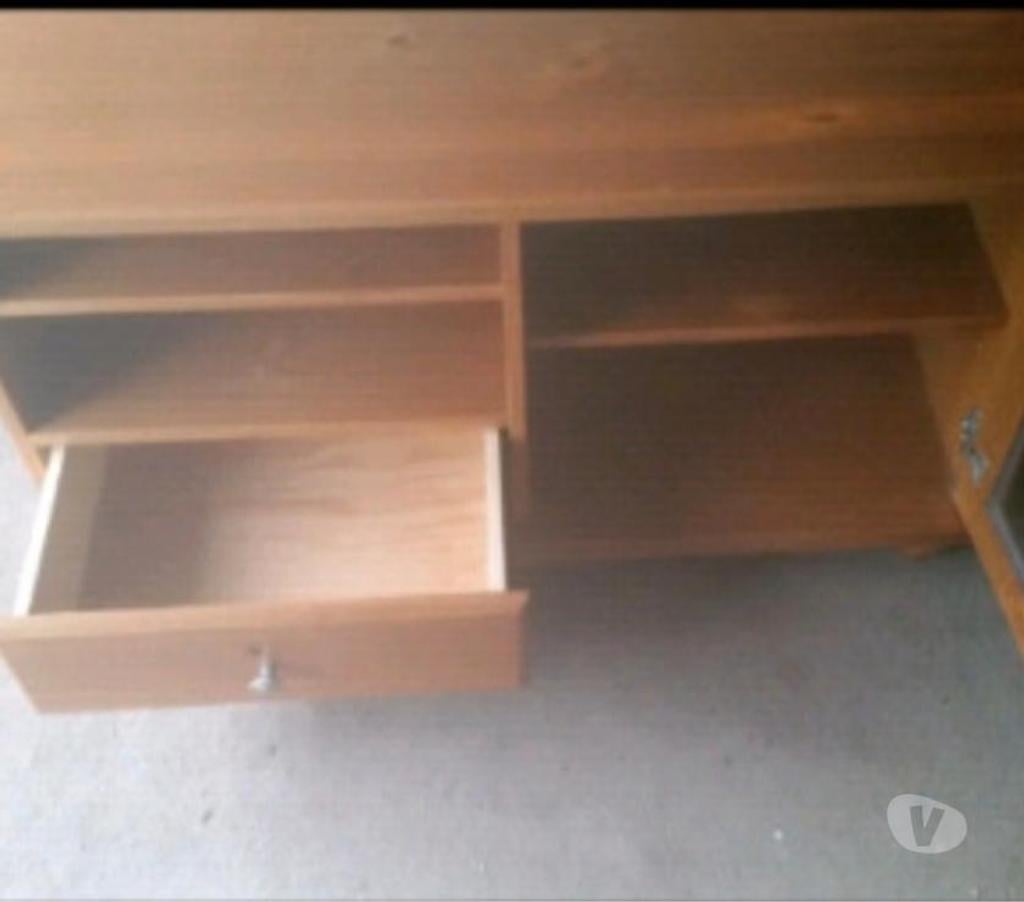 Furniture East London Highams Park Station - East London - Photos for Solid wood tv unit with drawer and glass door
