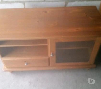 Used furniture Highams Park Station East London - Photos for Solid wood tv unit with drawer and glass door