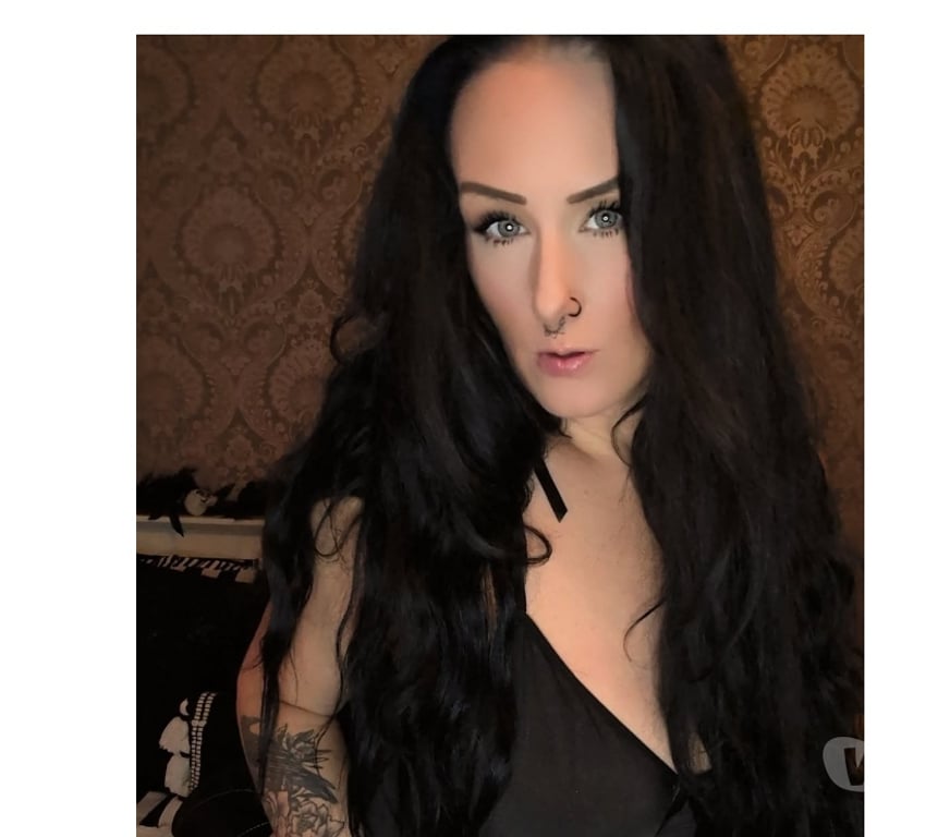 Adult Entertainment South Yorkshire Sheffield - Photos for π€ Goth Goddess π€ adult service's
