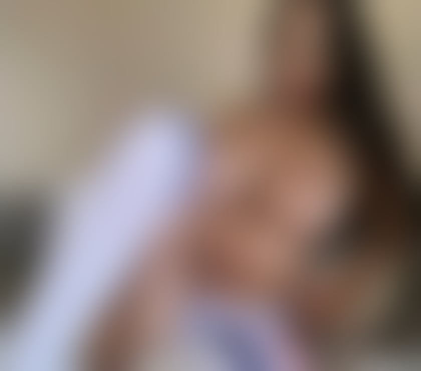 Escorts Slough Town Centre Slough - Photos for Party Girl in town best service 24 7