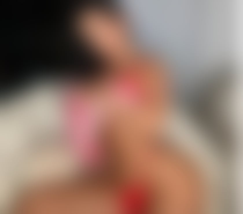 Escorts Slough Town Centre Slough - Photos for Party Girl in town best service 24 7