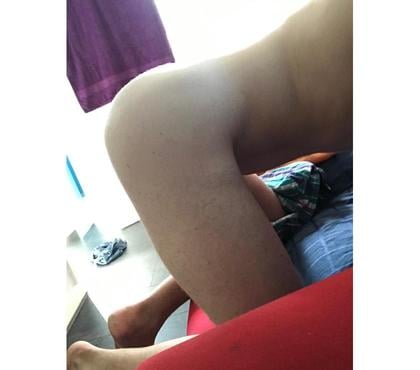 Gay escorts Huntingdon Huntingdonshire - Photos for Bi Guy-Rob-Please Read Description!-Come have fun with me!