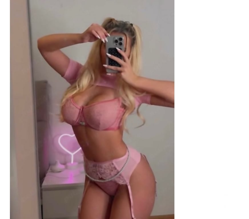Escorts West London Hounslow - Photos for SARAH❤️ NEW PARTY GIRL💯🍾 SEXY ASS