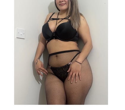 Escorts Brentwood Station Brentwood - Photos for Monica succulent