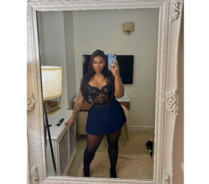 Trans Escorts West Kensington West London - Photos for Iris Valentina 🍑🍑