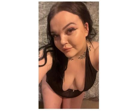 Escorts South Woodham Ferrers Chelmsford - Photos for Local girl. 25. Essex Based. Reliable and affordable