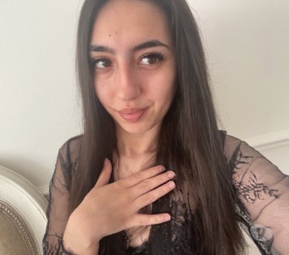 Adult Entertainment London Bridge Station Central London - Photos for Petite GFE Babe 🤍 Girl Next Door 🤍Daily on WhatsApp