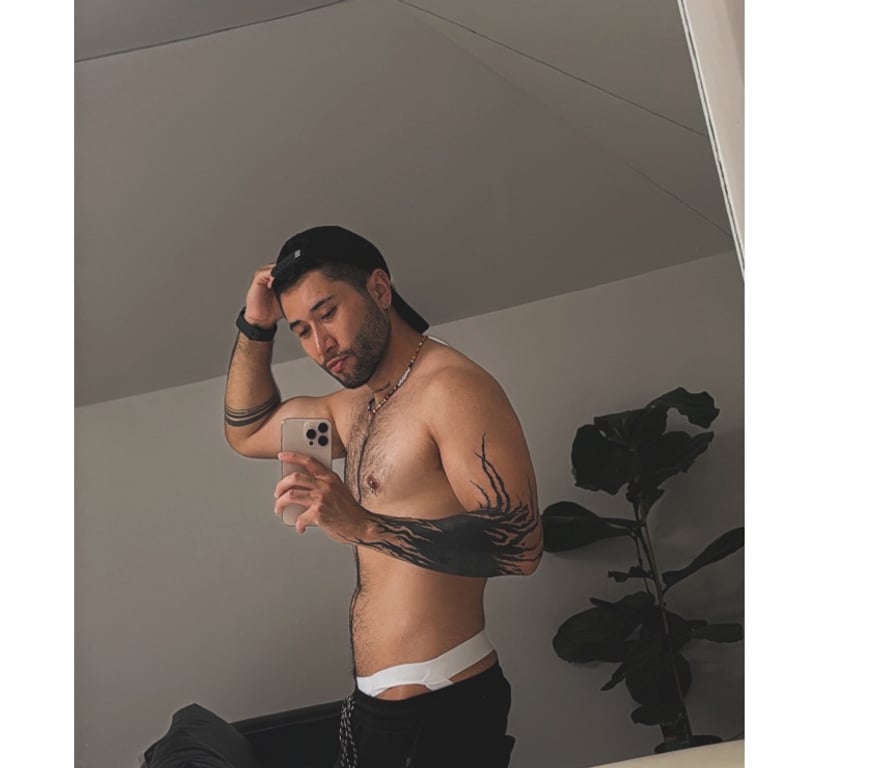  Gay massage East London Havering - Photos for Sexy LATINO 🔥💬 07351736785 INCALL or OUTCALL