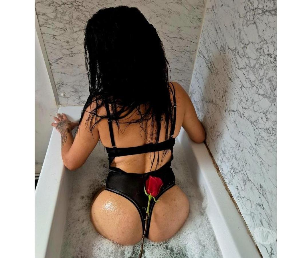 Escorts Warrington Warrington Town Centre - Warrington - Photos for My DENISA.and I'm new in town❤️ Hott ❤️😘