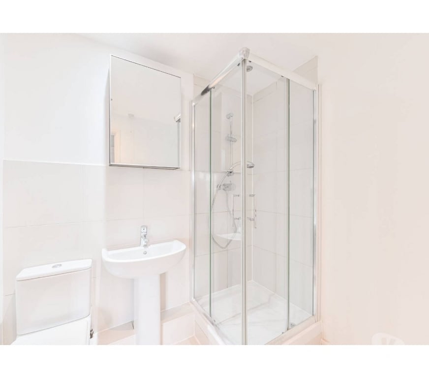 Property to Rent North West London Harrow - Photos for Warm & Cosy 2 Bed Flat
