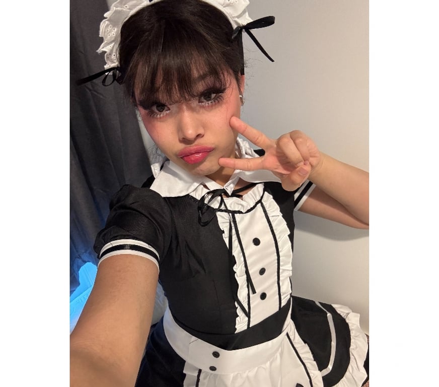 Escorts Glasgow Glasgow City Centre - Glasgow - Photos for Naughty TS Charm Thai LadyBoy in Glasgow for a Week