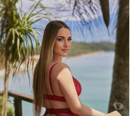  Escorts & Erotic Massage Earls Court South West London - Photos for Carolina Brasil