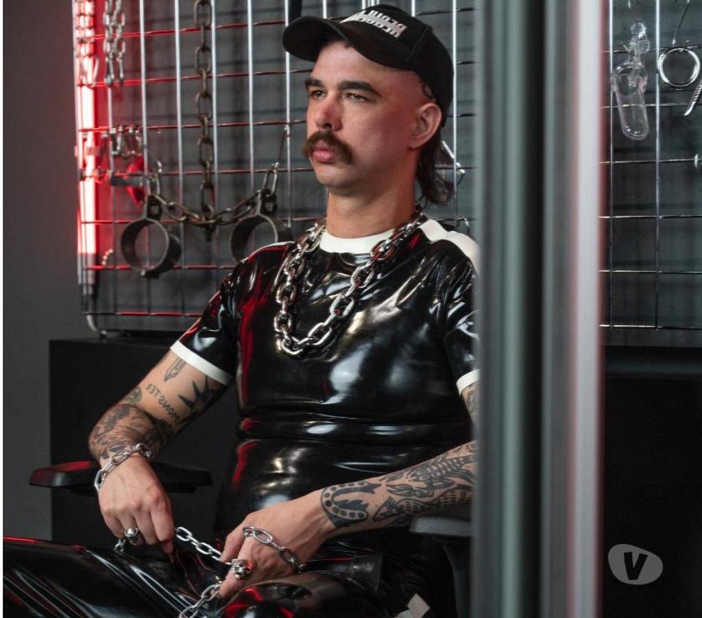 Gay massage North London Hackney - North London - Photos for Franky Fawn - Tattooed Alt Lad