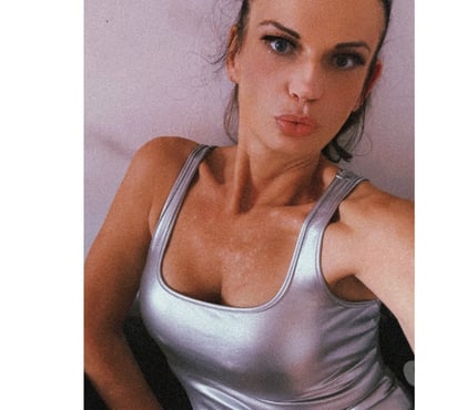 Escorts Mayfair Central London - Photos for British and English MILF, 45 - look no further, boys.