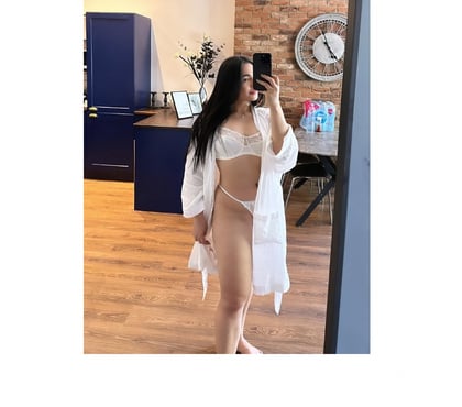 Escort Bristol City Centre Bristol - Photos for Liz❤️❤️ big ass🔥 party girl