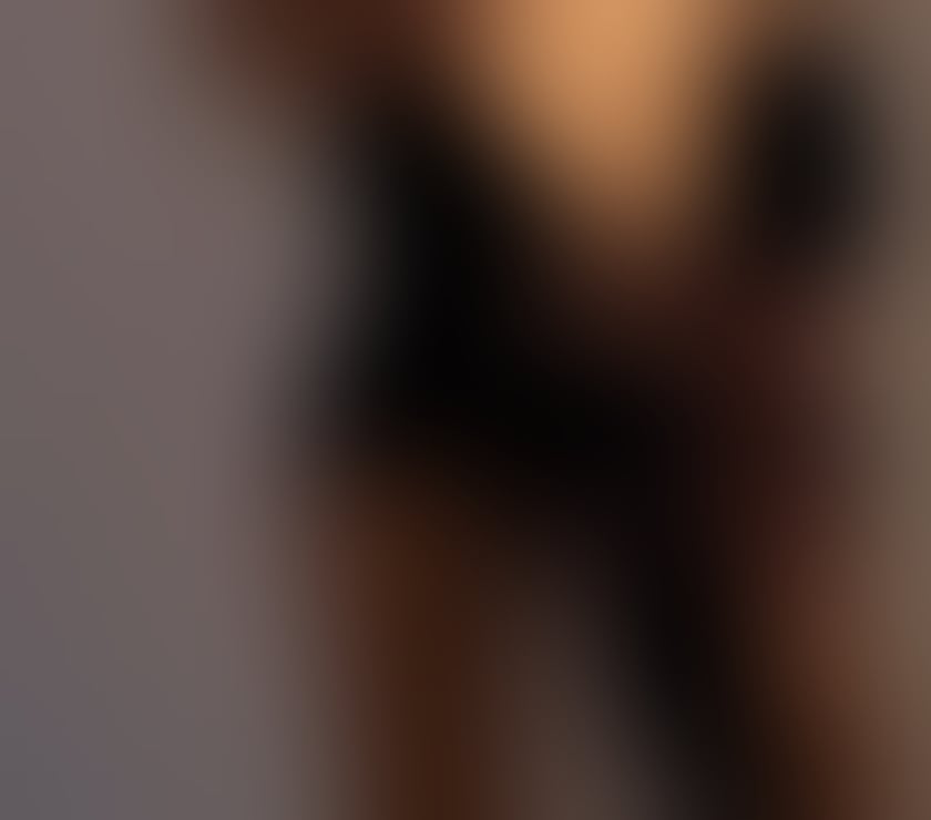 Escorts Central London Kensington and Chelsea - Photos for Incalloutcall with a tall blond model in Central London