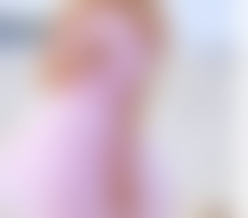 Escorts Central London Kensington and Chelsea - Photos for Incalloutcall with a tall blond model in Central London
