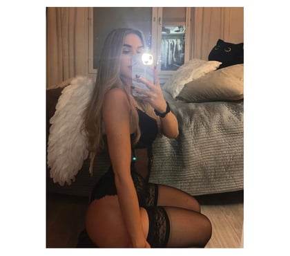 Escorts and Massages Falkirk Town Centre Falkirk - Photos for ✨💕OUTCALL ONLY💕🫦✨