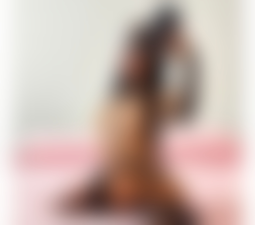 Escorts Dorset Bournemouth, Christchurch and Poole - Photos for I have an irresistible smile and the nicest ass !