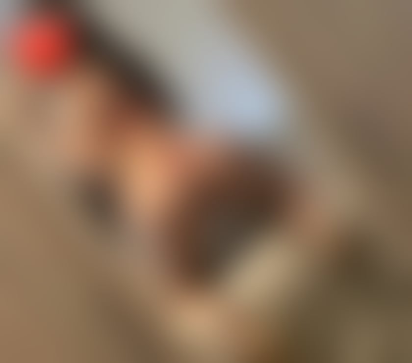 Escort Peterborough City Centre Peterborough - Photos for Julia 🥳party girls 🚨🥳incall&outcall 🫦