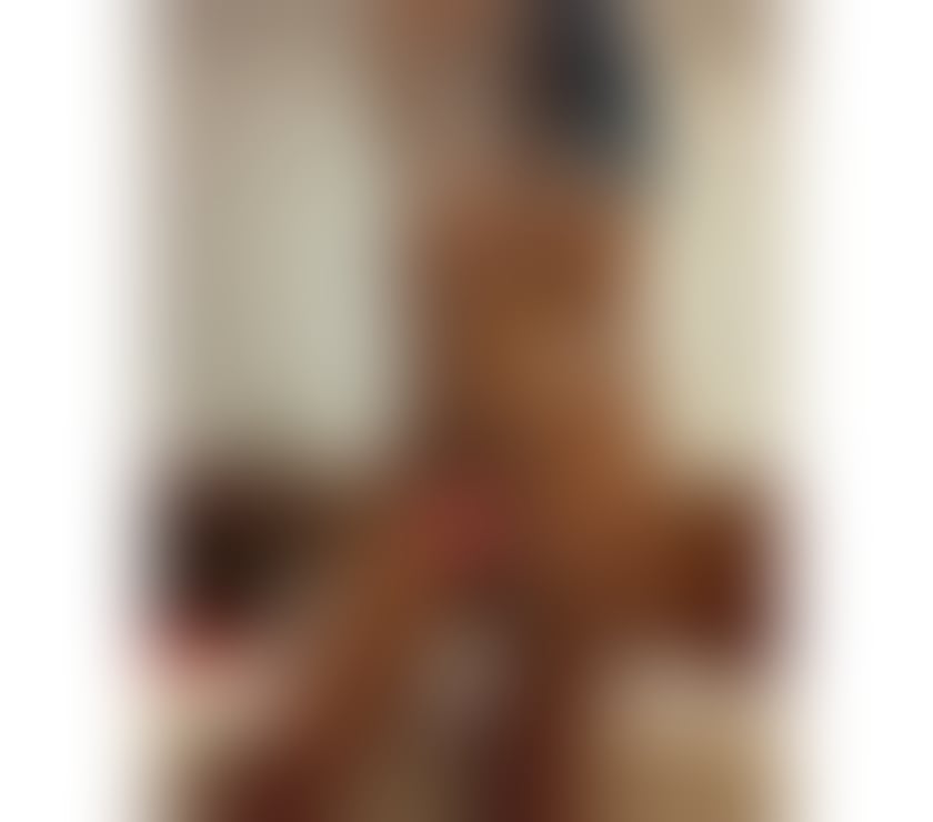Escort Peterborough City Centre Peterborough - Photos for Julia 🥳party girls 🚨🥳incall&outcall 🫦