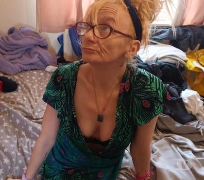 Escort Bournville Birmingham - Photos for Horny Housewife