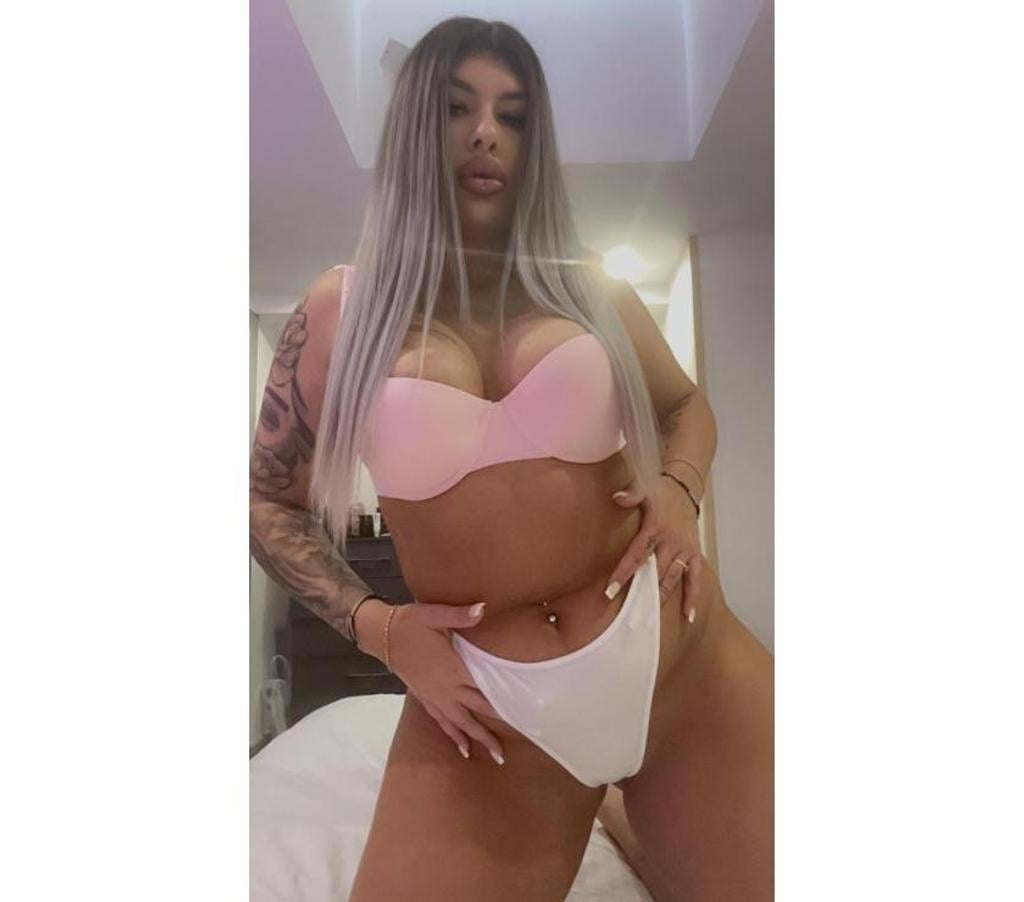 Escorts West Yorkshire Kirklees - Photos for Isabell new in your town