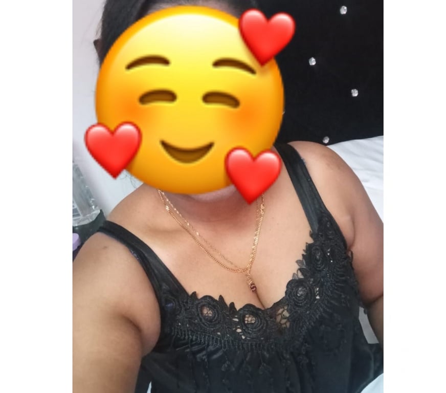 Escorts East London Redbridge - Photos for Sowmiya Indian Tamil Girl New In Town💋