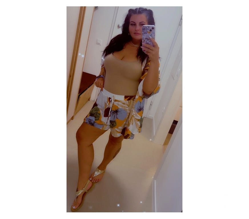 Escorts Cardiff Grangetown - Cardiff - Photos for Busty Vicky for Fun in CF11 💥 BLOW&GO OWO+CIM £40 💥