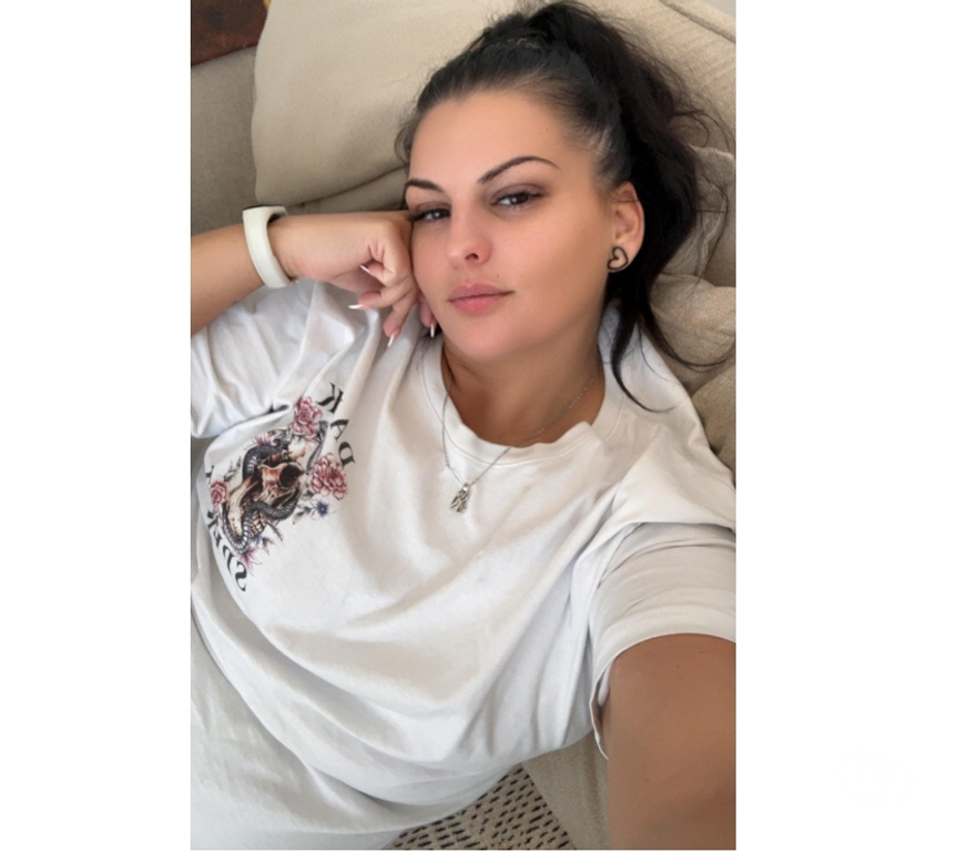 Escorts Cardiff Grangetown - Cardiff - Photos for Busty Vicky for Fun in CF11 💥 BLOW&GO OWO+CIM £40 💥