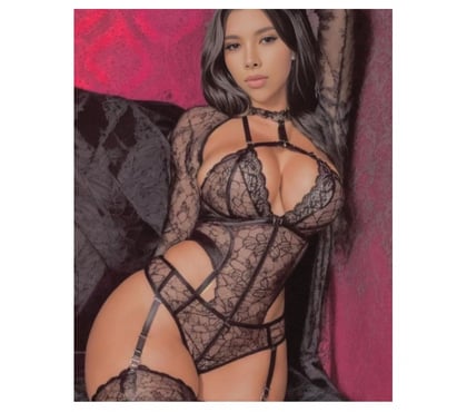 Escorts Canary Wharf East London - Photos for 🔥 PETITE SOPHIA - NEW👅 CANARY WHARF | COME TO ME😈