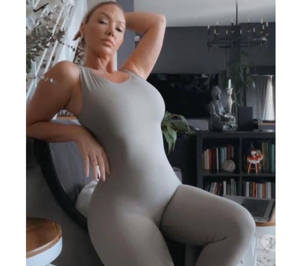 Escorts West Yorkshire Bradford - Photos for Queen Sara working till late
