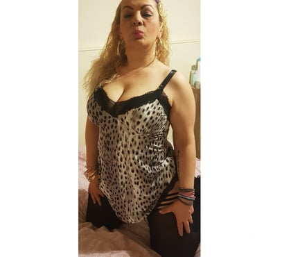  Escorts Leeds Leeds - Photos for Vanessa milf ready for you